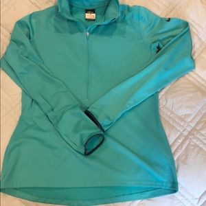 Women’s Nike Medium pullover